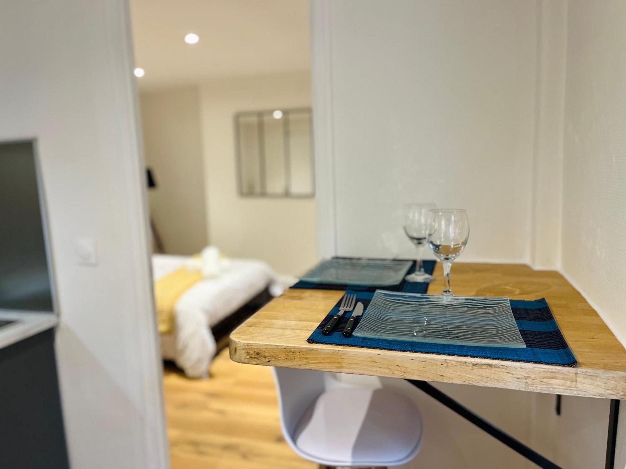 La Ruche Arrageoise - Parking Gratuit - Cozy - Grand Lit - Long Sejour Apartment Arras Luaran gambar