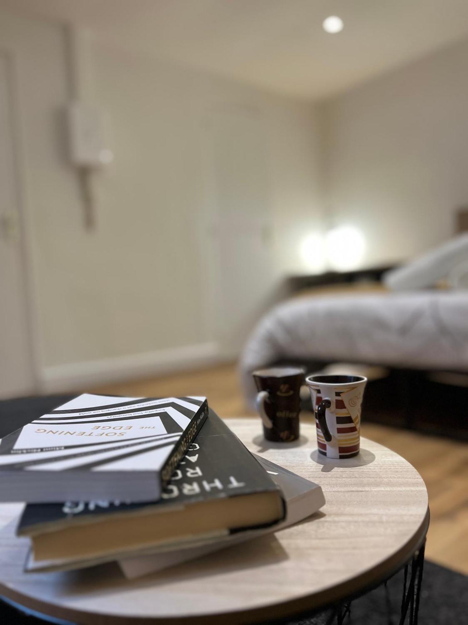 La Ruche Arrageoise - Parking Gratuit - Cozy - Grand Lit - Long Sejour Apartment Arras Luaran gambar