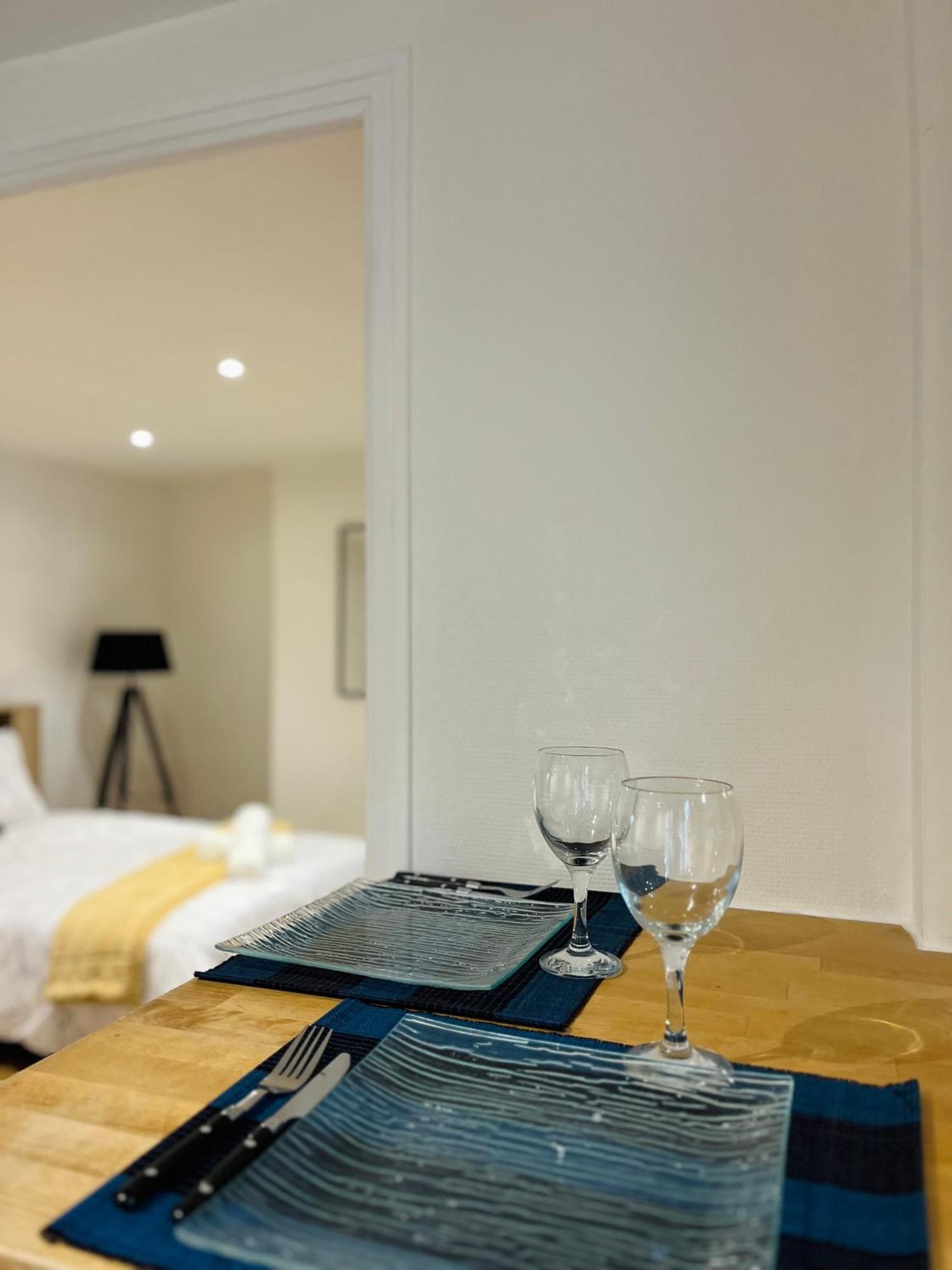 La Ruche Arrageoise - Parking Gratuit - Cozy - Grand Lit - Long Sejour Apartment Arras Luaran gambar